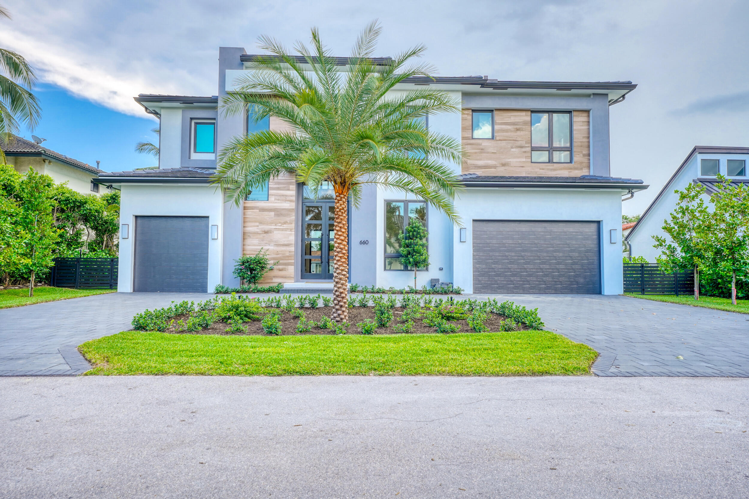 BLUE INLET - Residential