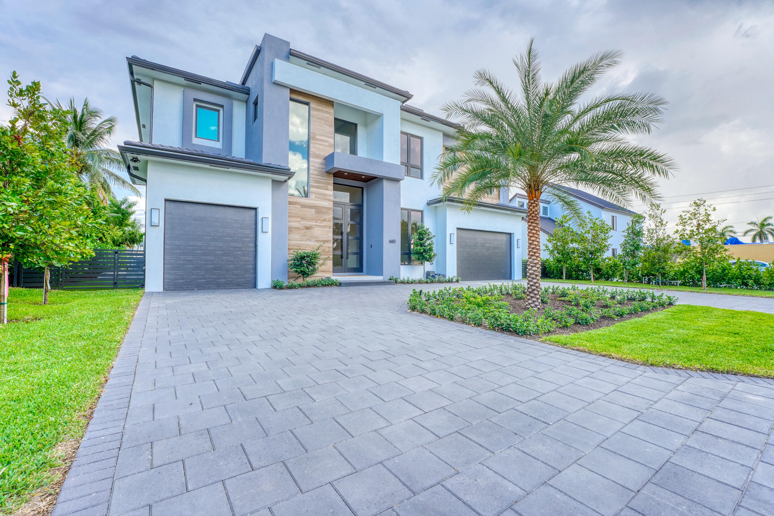 BLUE INLET - Residential