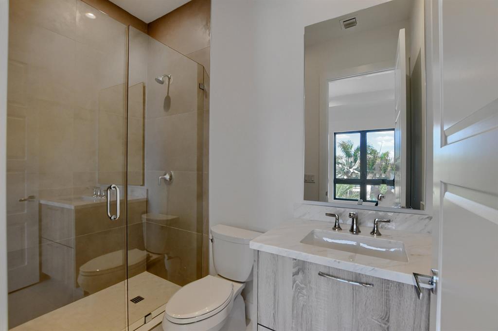 BLUE INLET - Residential