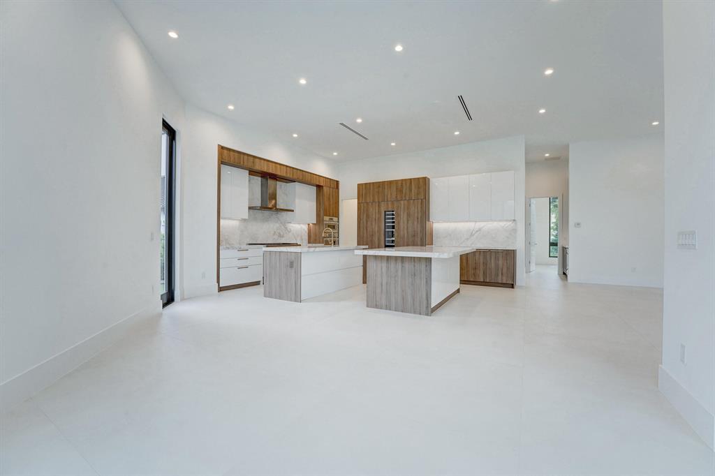 BLUE INLET - Residential