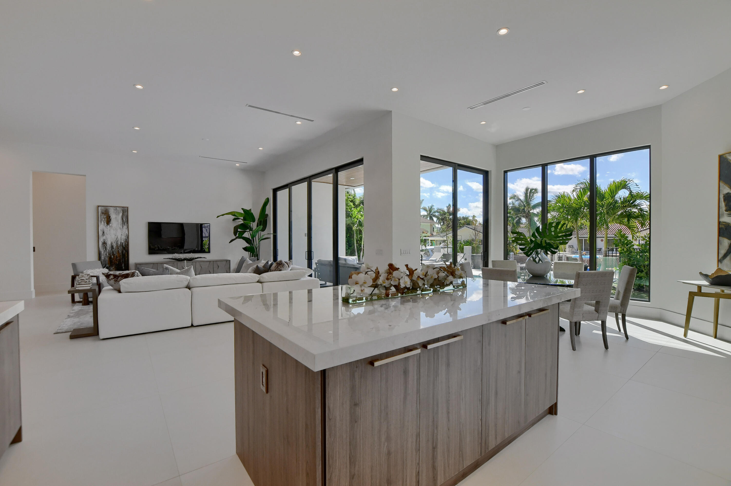 BLUE INLET - Residential