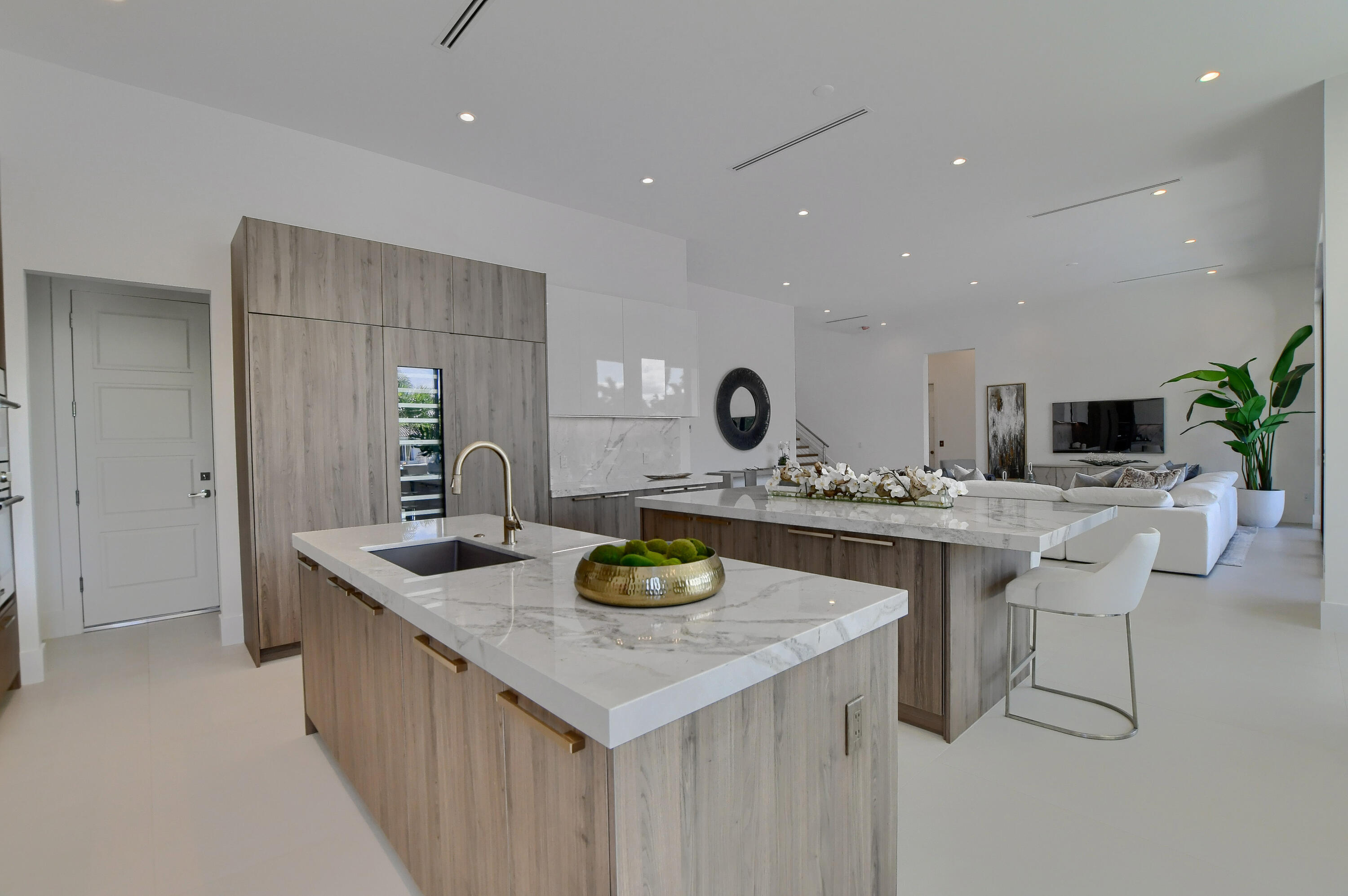 BLUE INLET - Residential