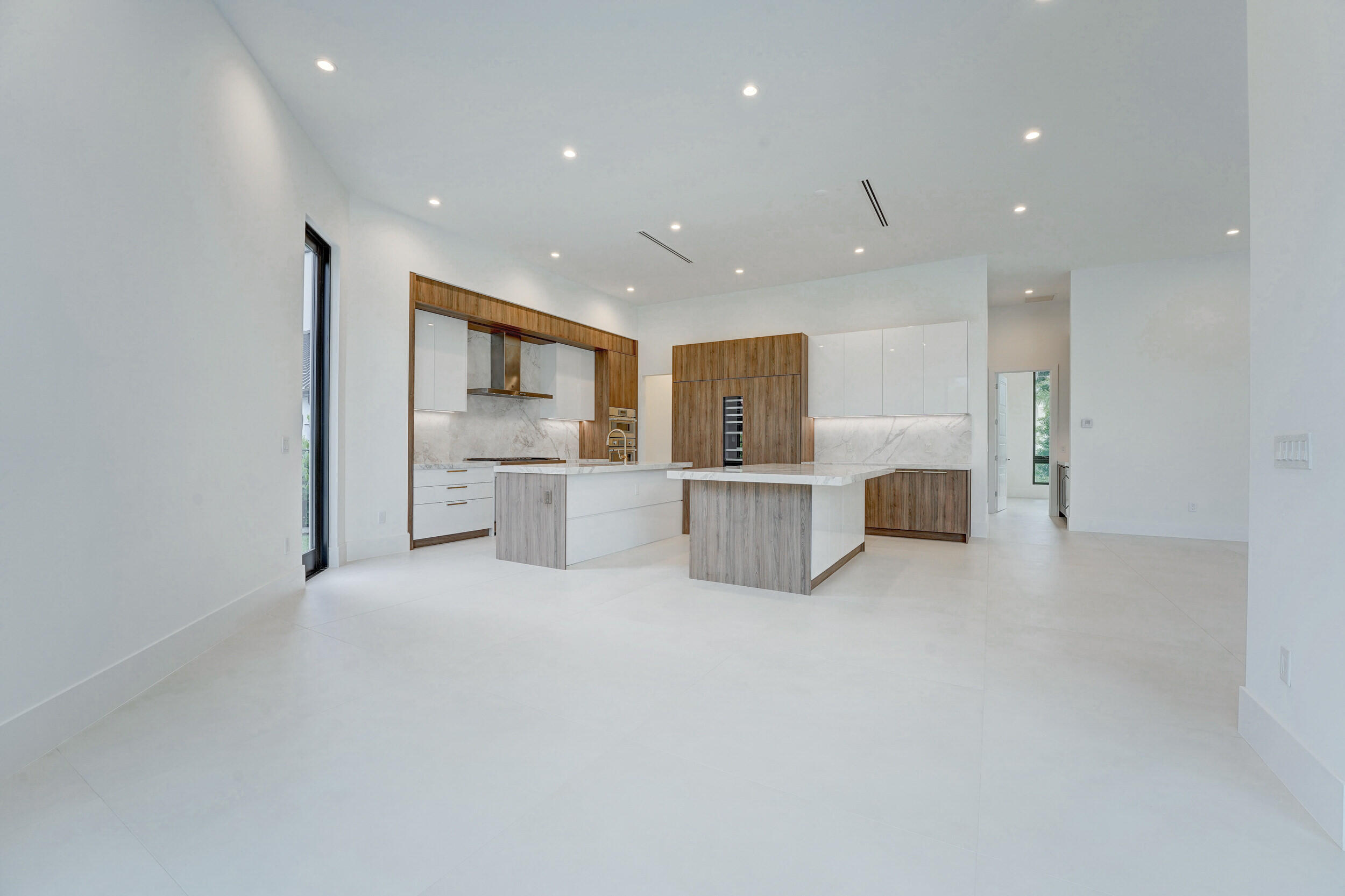 BLUE INLET - Residential