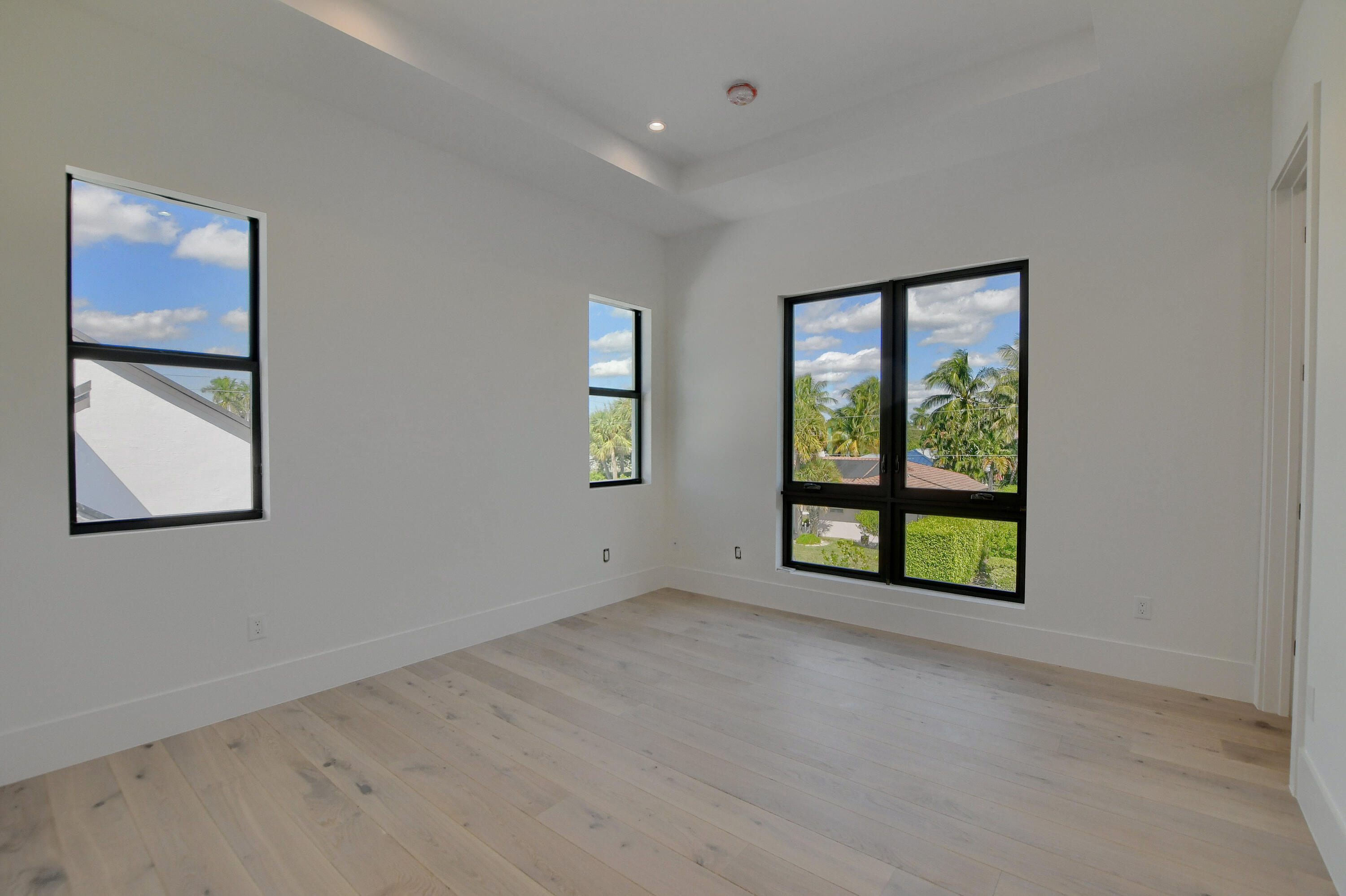 BLUE INLET - Residential