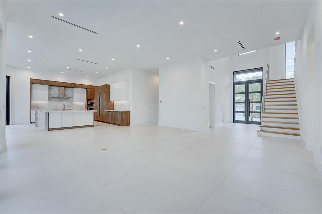 BLUE INLET - Residential