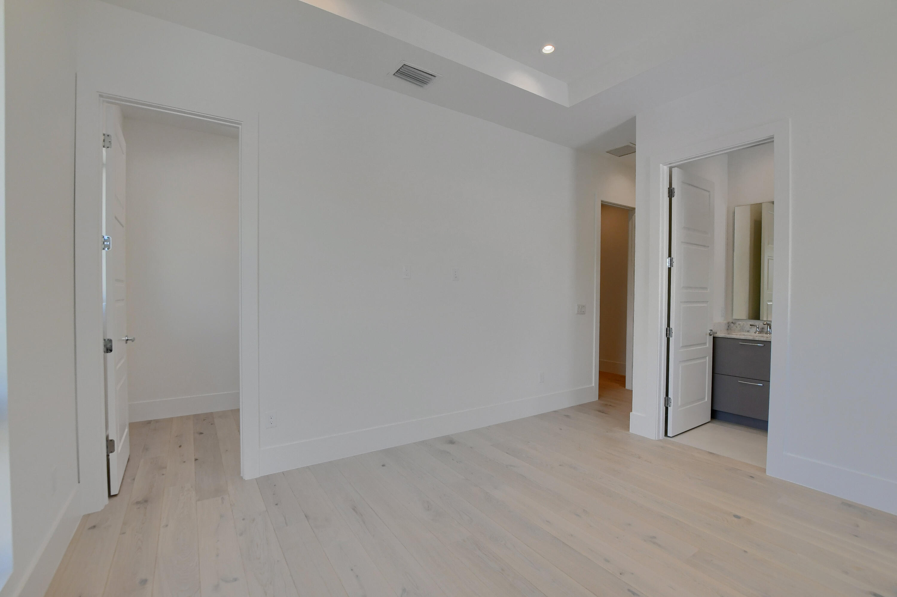 BLUE INLET - Residential