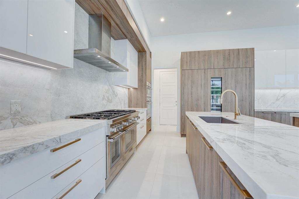 BLUE INLET - Residential