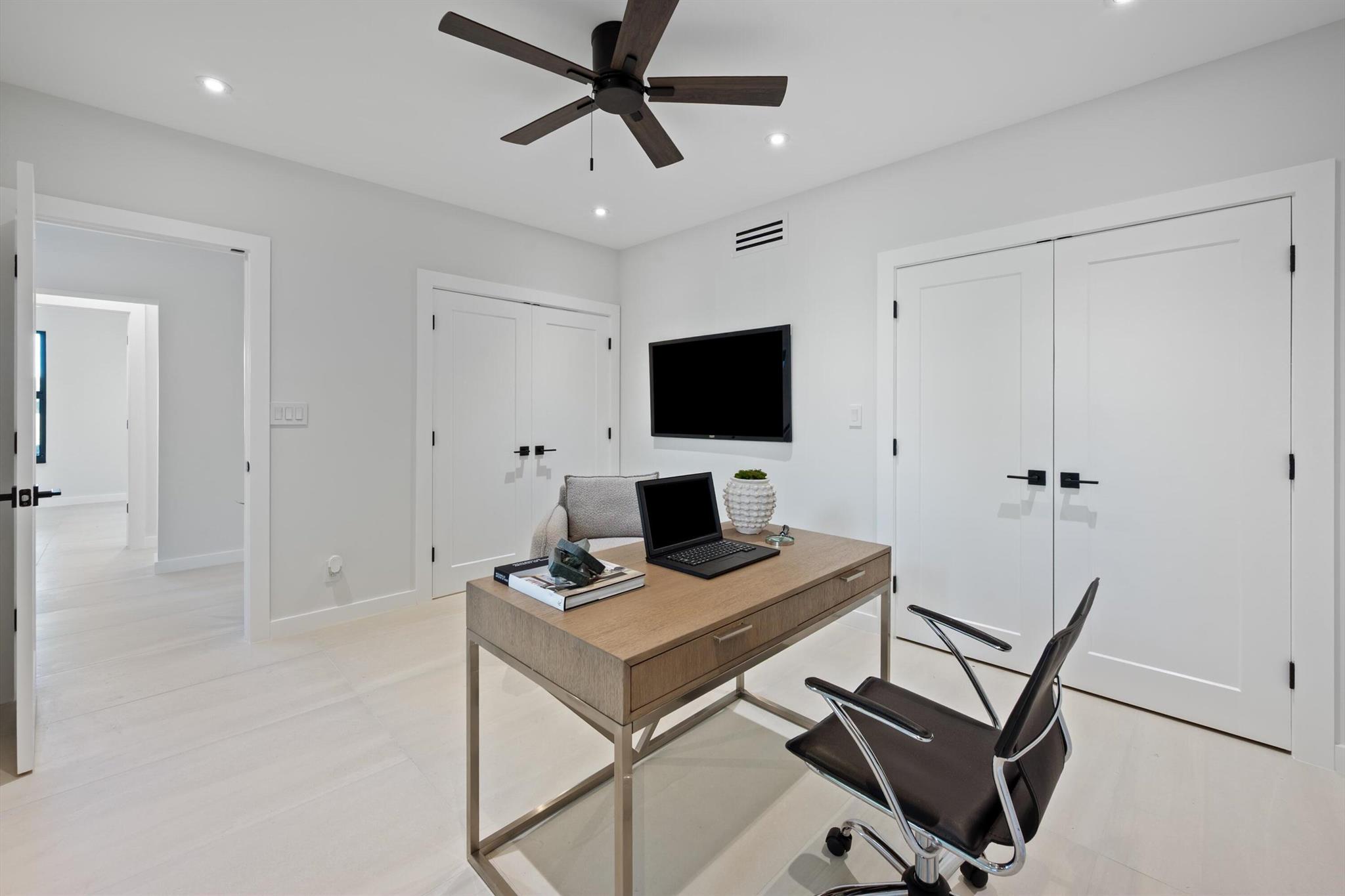 GREENSWARD VILLAGE CONDO - Residential