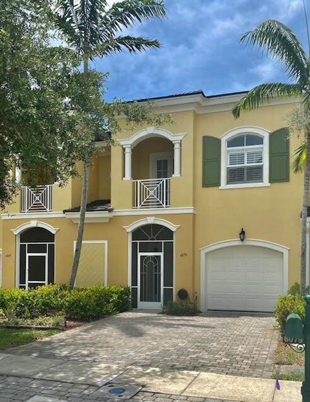 Photo of 6079 NW Helmsdale Way Way N, Port St Lucie, FL 34983 (MLS # R10813619)