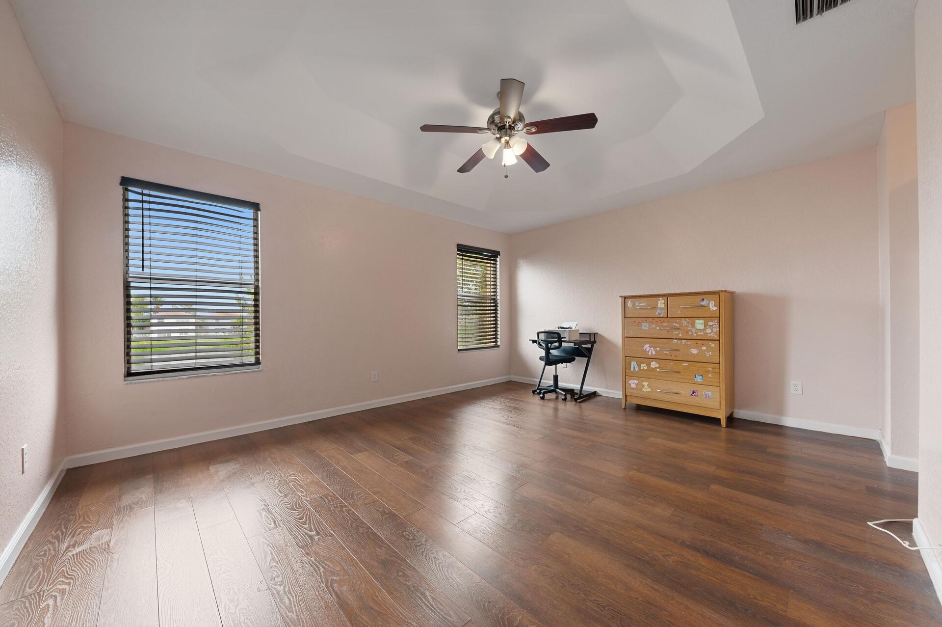 NAUTICA ISLES 3 - Residential