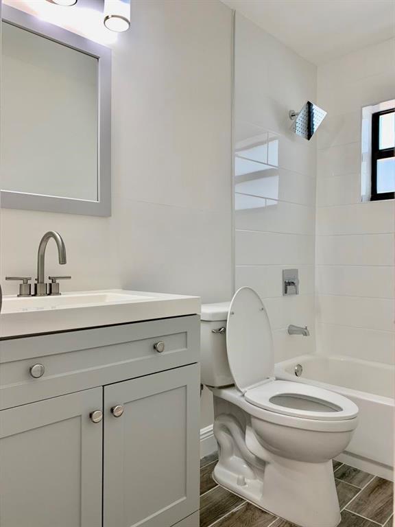 HOLLYWOOD HIGHLANDS PARK - Residential