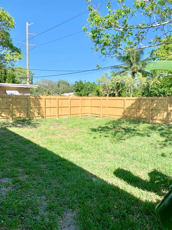 HOLLYWOOD HIGHLANDS PARK - Residential