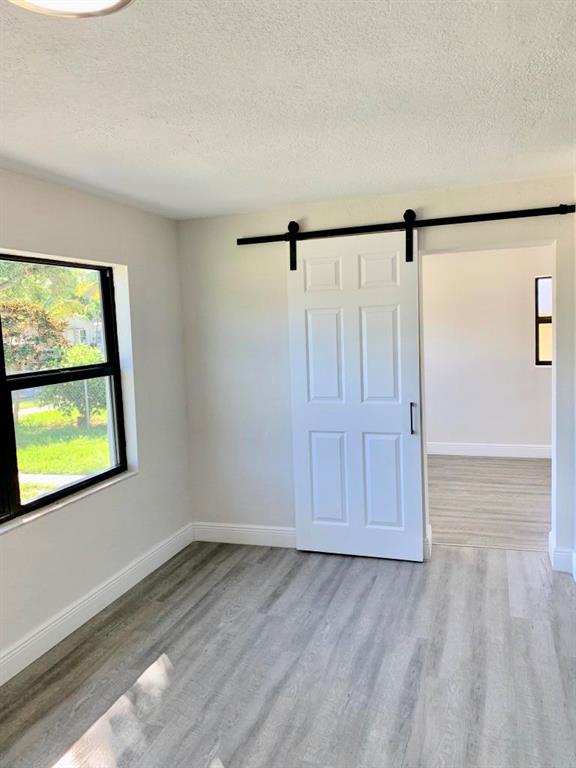 HOLLYWOOD HIGHLANDS PARK - Residential