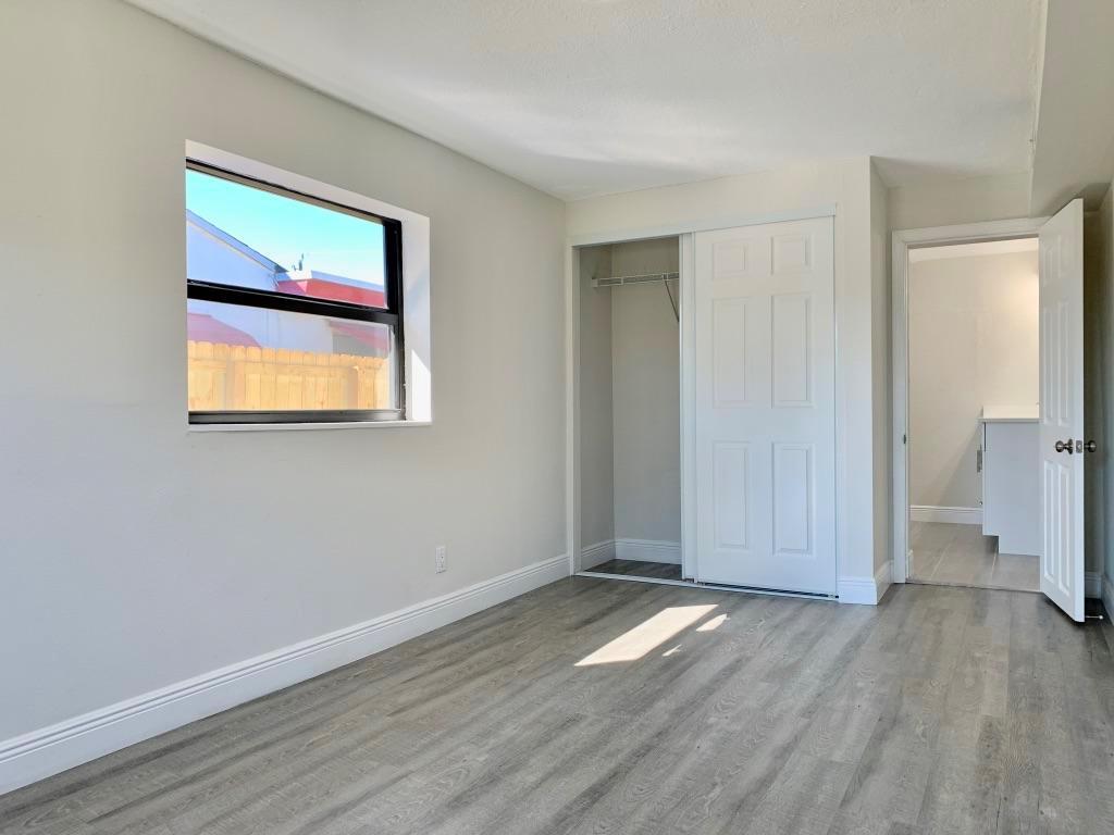 HOLLYWOOD HIGHLANDS PARK - Residential