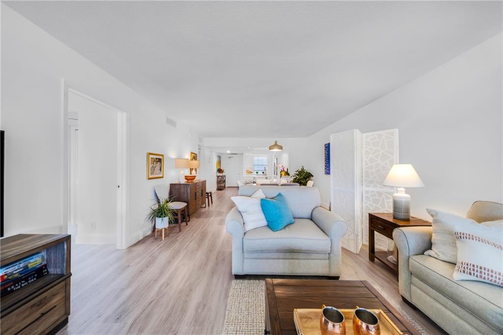 PALM AIRE CC - Residential