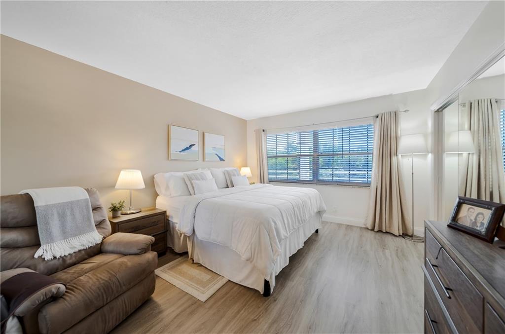 PALM AIRE CC - Residential