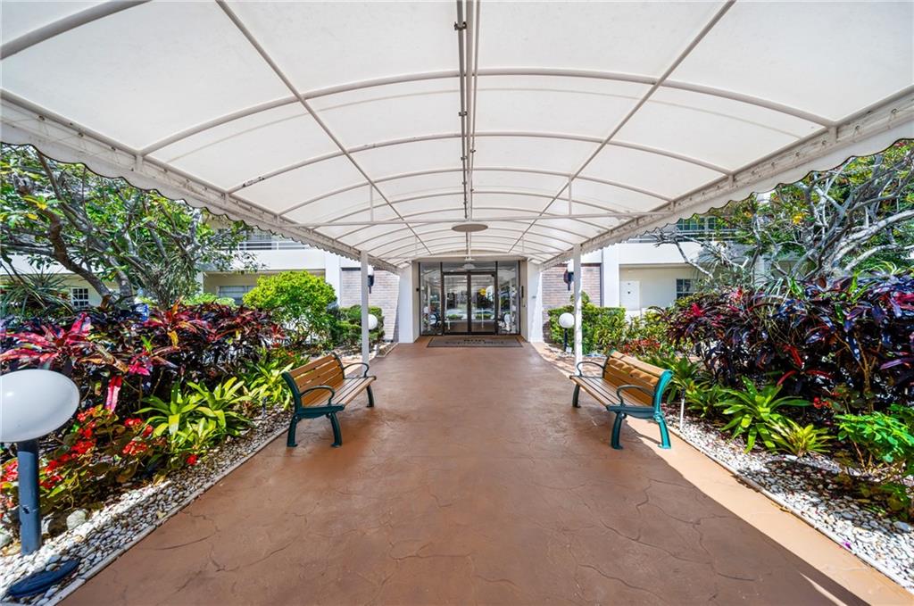 PALM AIRE CC - Residential