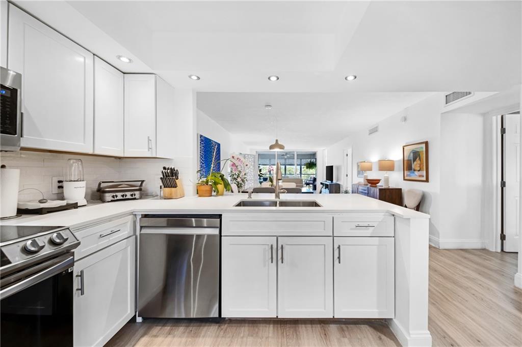 PALM AIRE CC - Residential