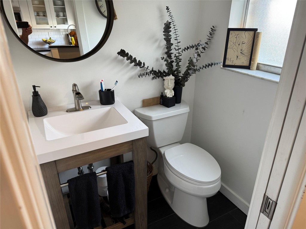 TOWNHOUSE EAST - Residential