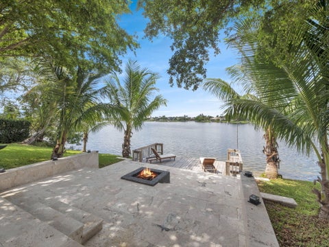 Photo of 12706 Headwater Circle, Wellington, FL 33414 (MLS # B26033327)