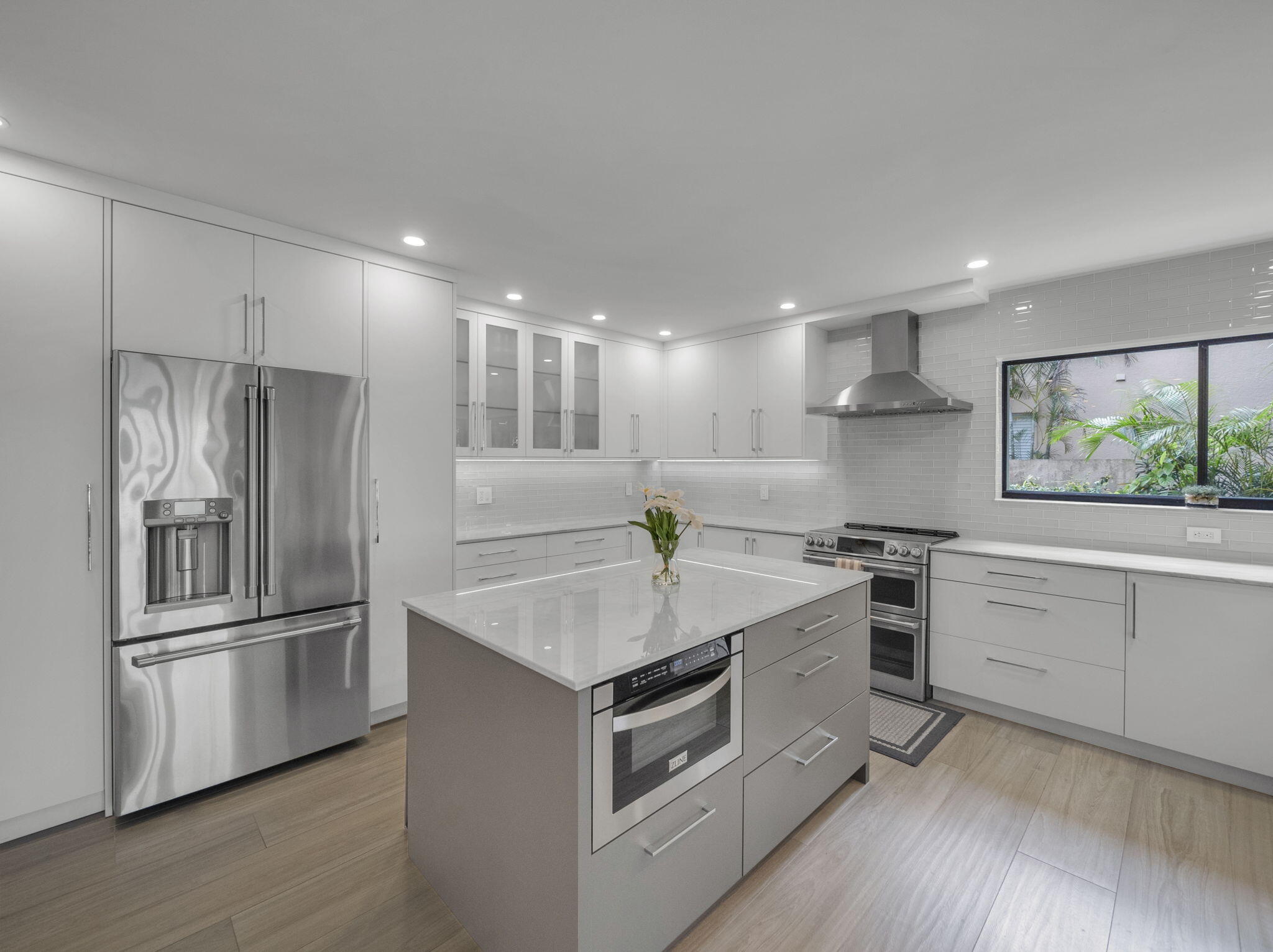 ISLAND OF WELLINGTON - Residential