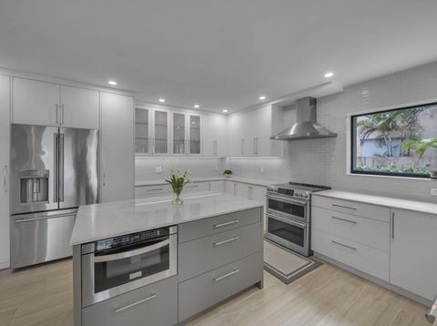 Tiny photo for 12706 Headwater Circle, Wellington, FL 33414 (MLS # B26033327)