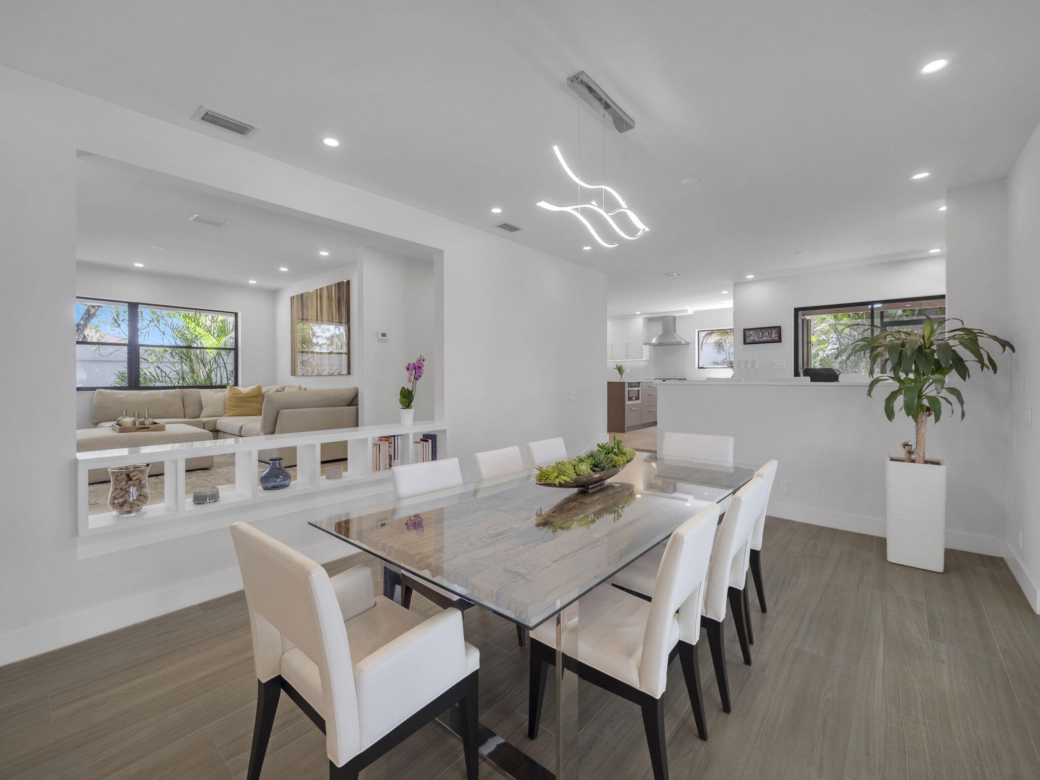 ISLAND OF WELLINGTON - Residential