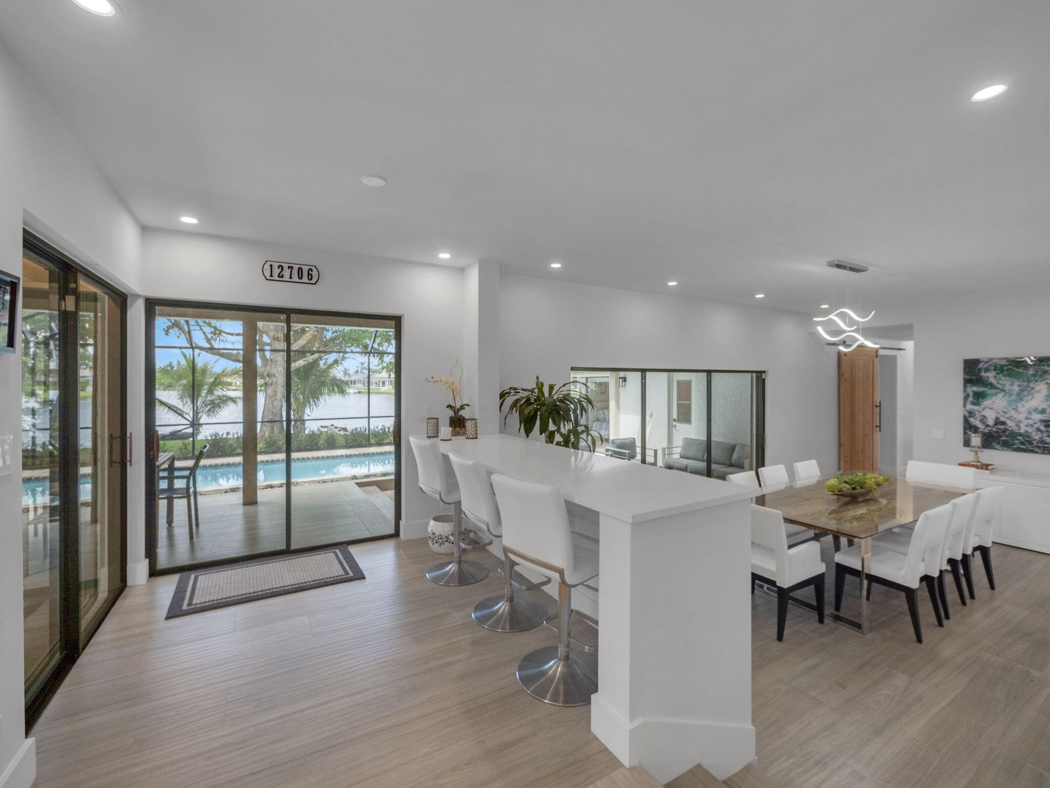ISLAND OF WELLINGTON - Residential