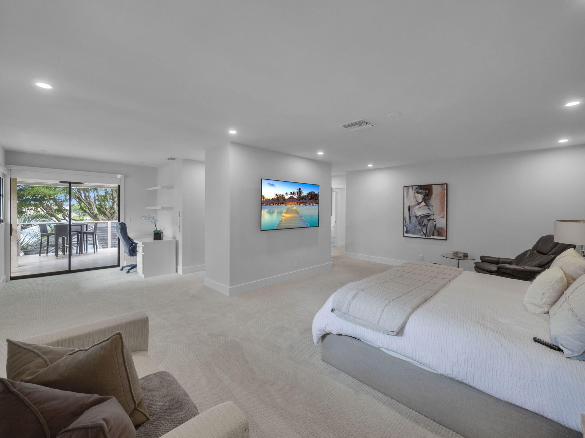 ISLAND OF WELLINGTON - Residential