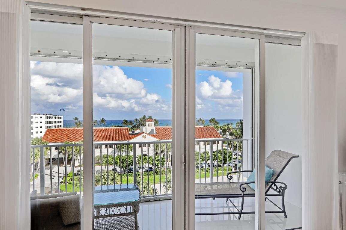 LA PALMA CONDO - Residential