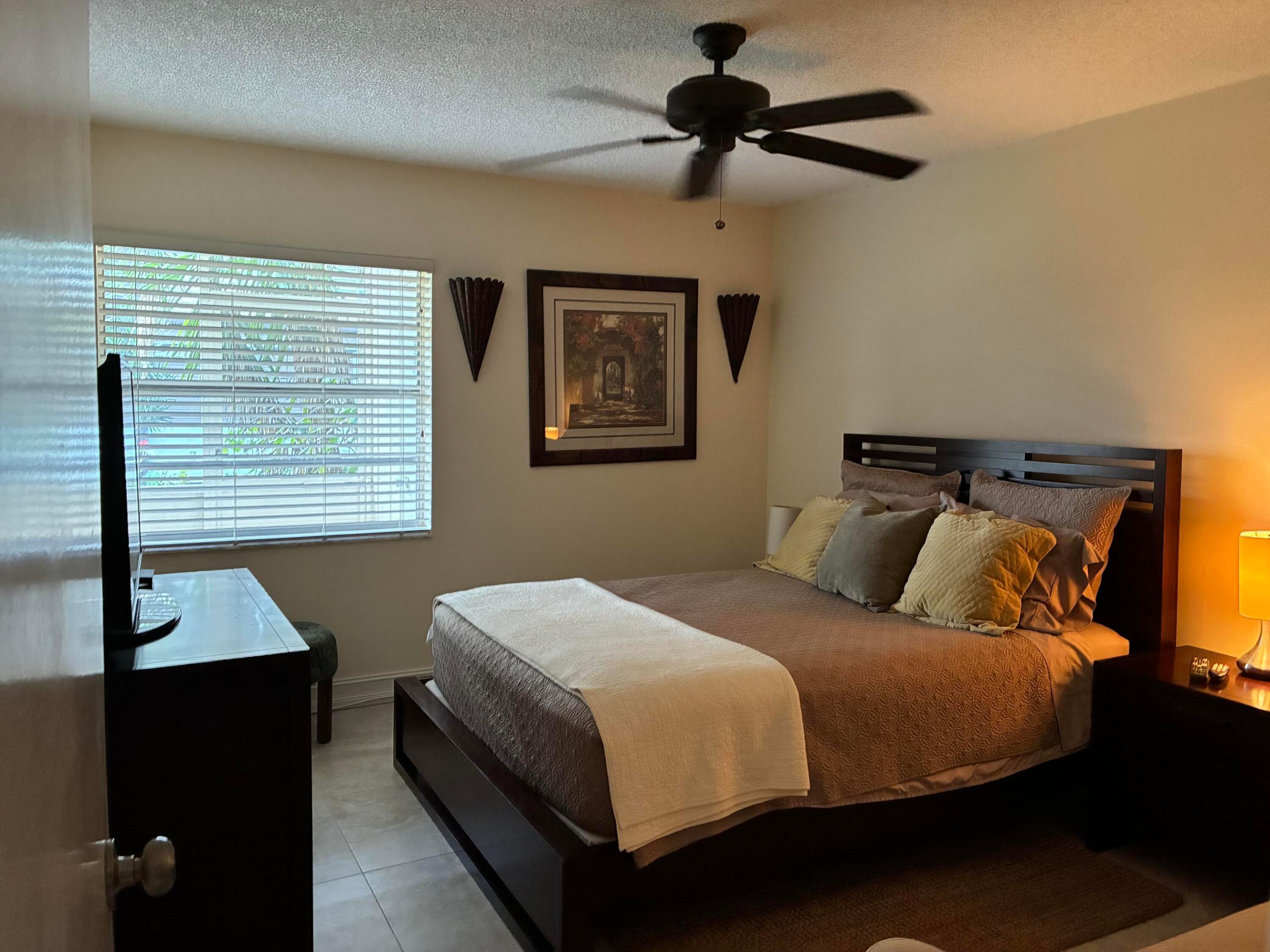 KINGS POINT BURGUNDY CONDOS - Residential