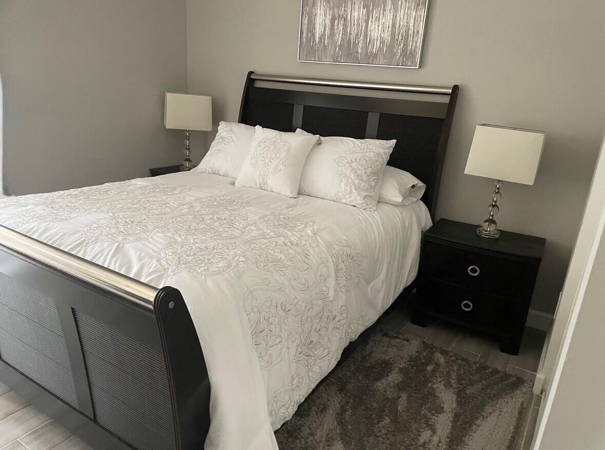 SHEFFIELD WOODS AT WELLINGTON CONDO - Residential Lease