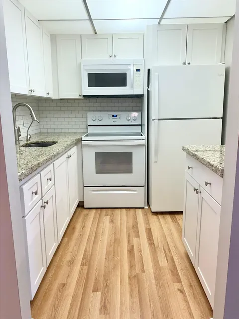 16 Newport Crescent A Unit 16A, Deerfield Beach, FL MLS: F10501359