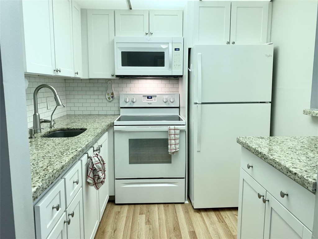 16 Newport Crescent 16A