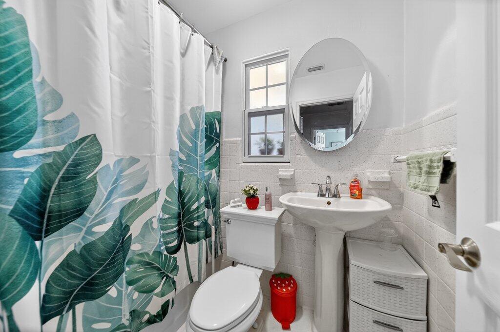 CROSSROADS HILL SUBDIVISION - Residential