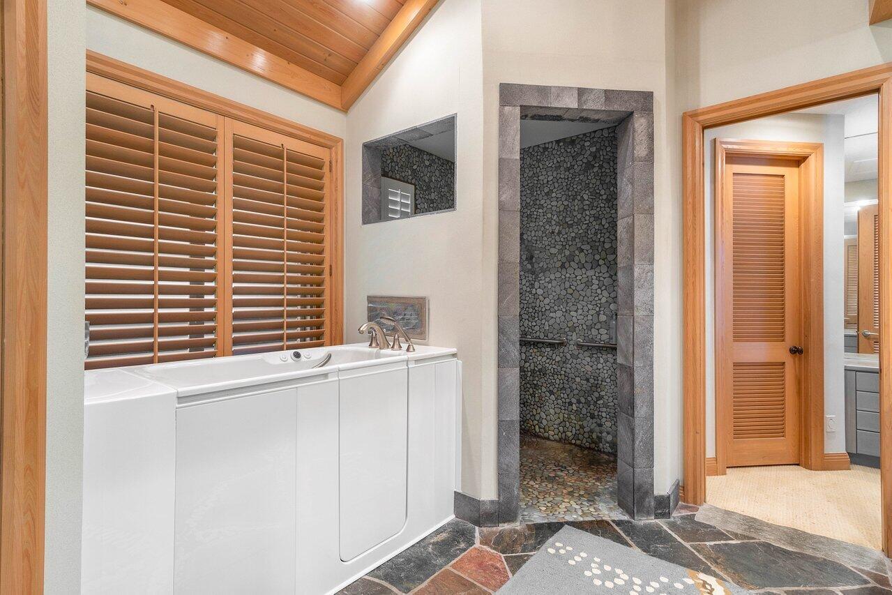 Sailfish Point - Residential