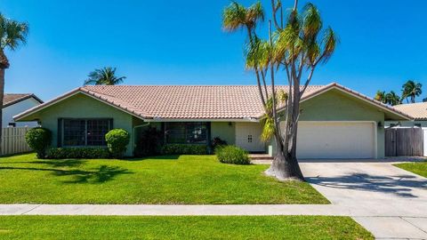 2751 NE 46th St Lighthouse Point FL 33064