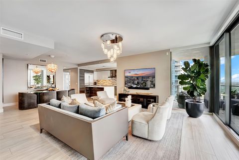 Condominium in Fort Lauderdale FL 100 Las Olas Blvd Blvd 28.jpg