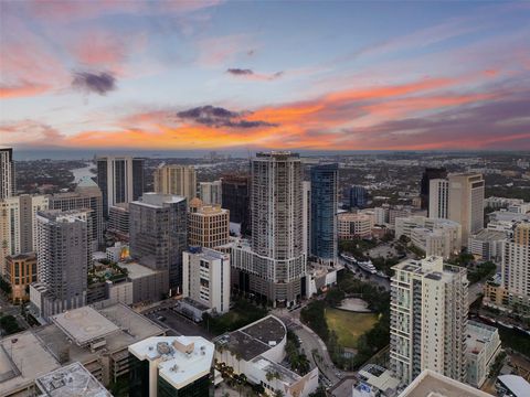 Condominium in Fort Lauderdale FL 100 Las Olas Blvd Blvd 15.jpg