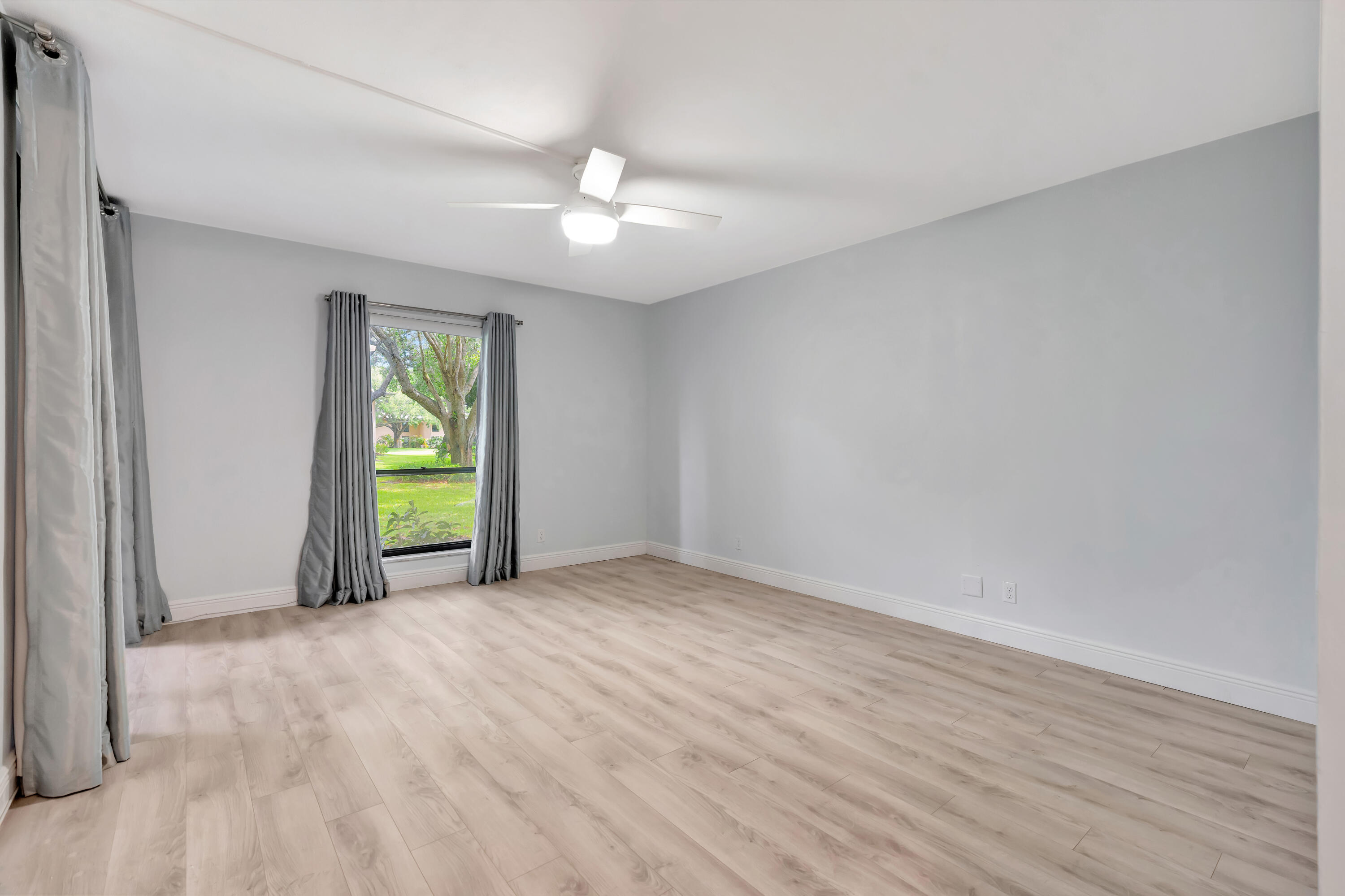 TURTLE CREEK APARTMENT BUILDINGS CONDO - Residential
