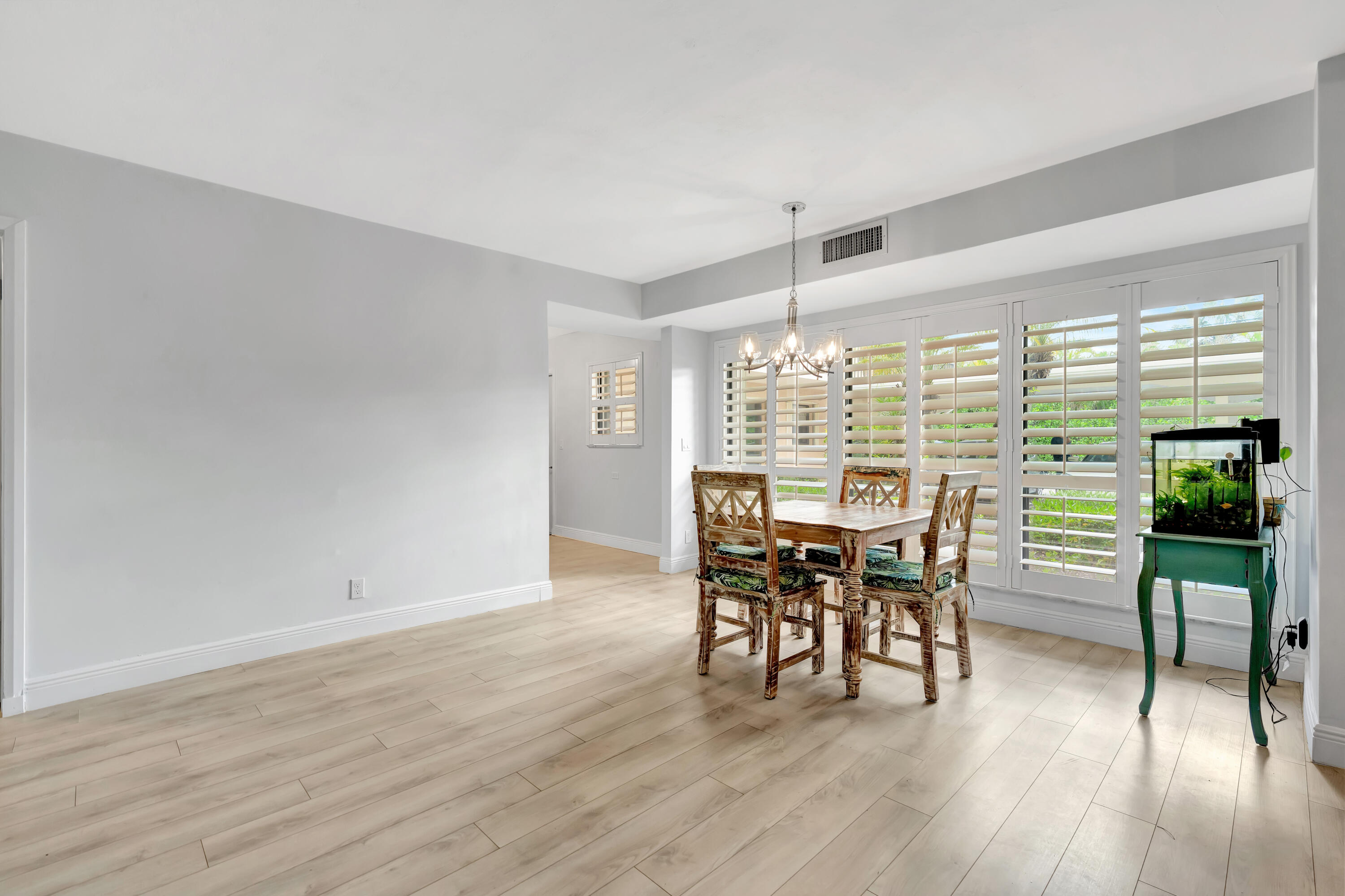 TURTLE CREEK APARTMENT BUILDINGS CONDO - Residential