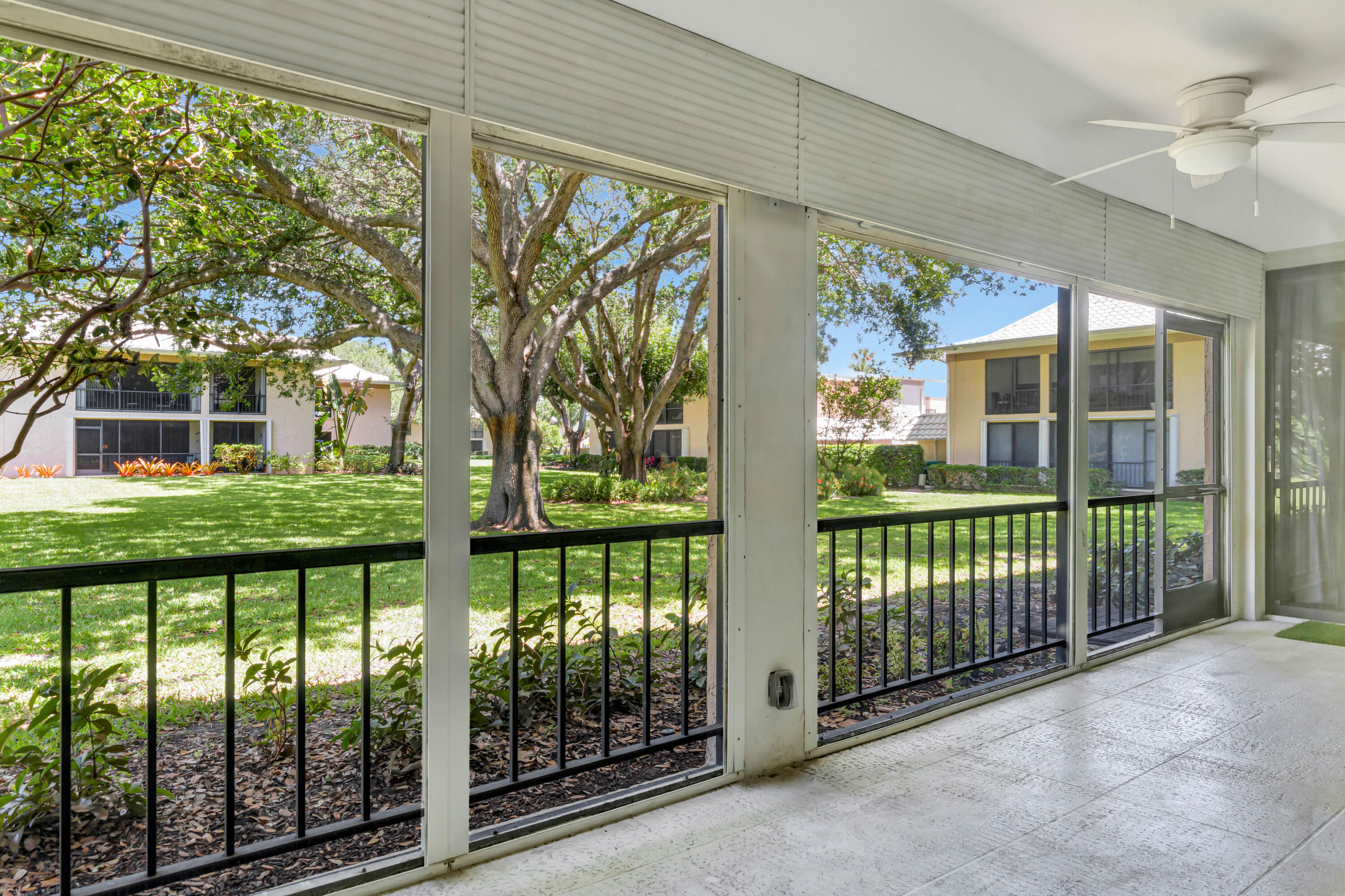 TURTLE CREEK APARTMENT BUILDINGS CONDO - Residential