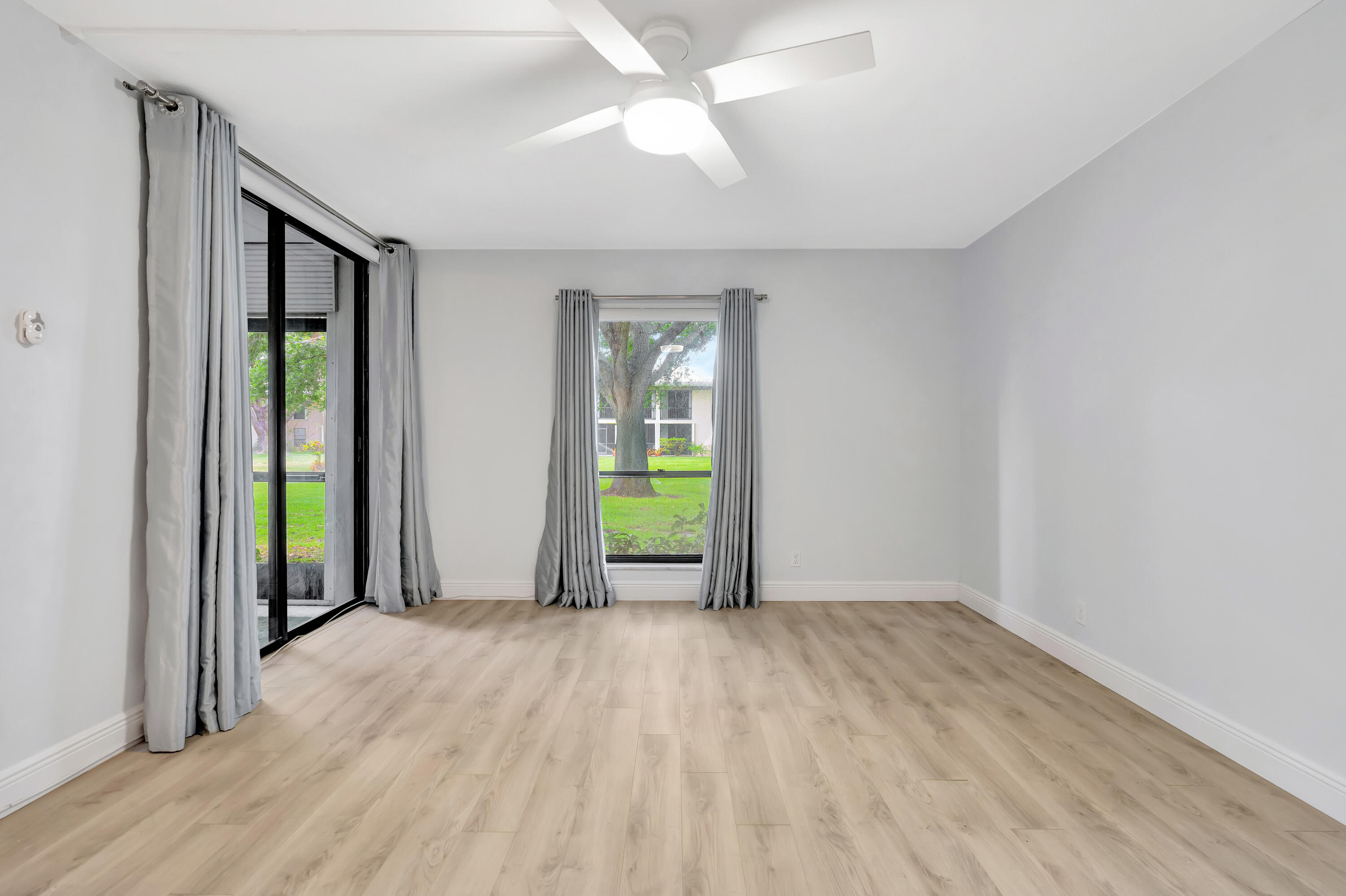 TURTLE CREEK APARTMENT BUILDINGS CONDO - Residential