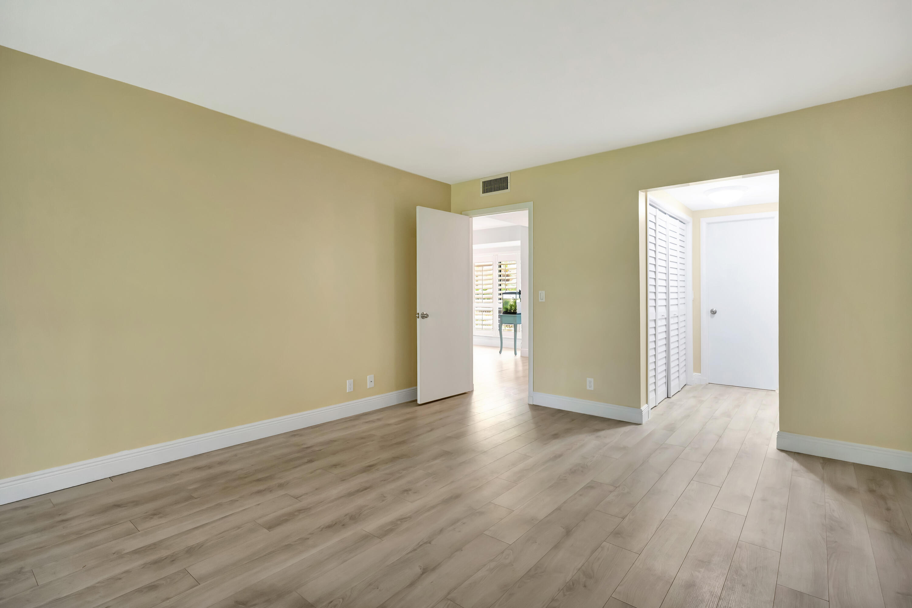 TURTLE CREEK APARTMENT BUILDINGS CONDO - Residential
