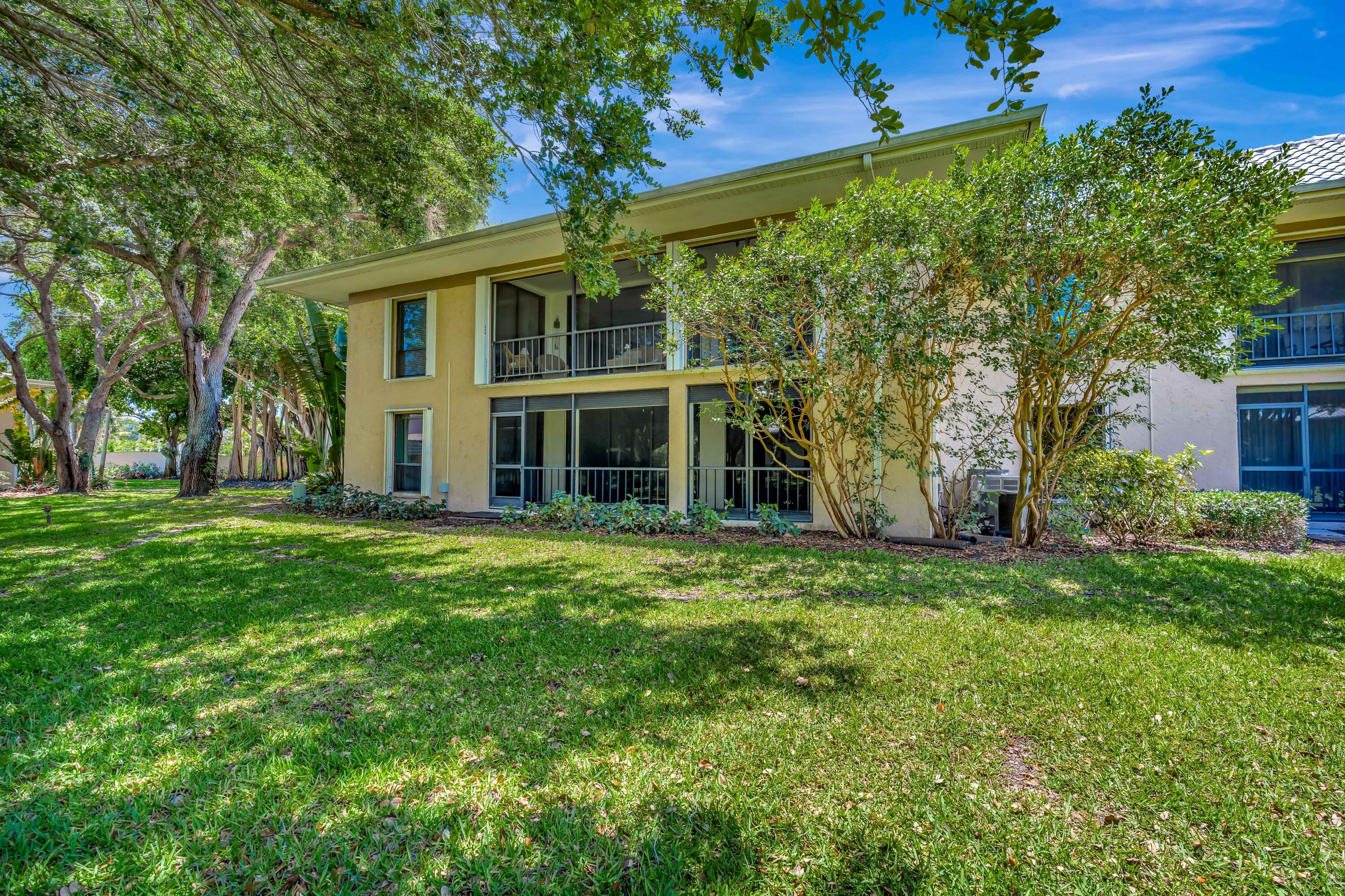 TURTLE CREEK APARTMENT BUILDINGS CONDO - Residential