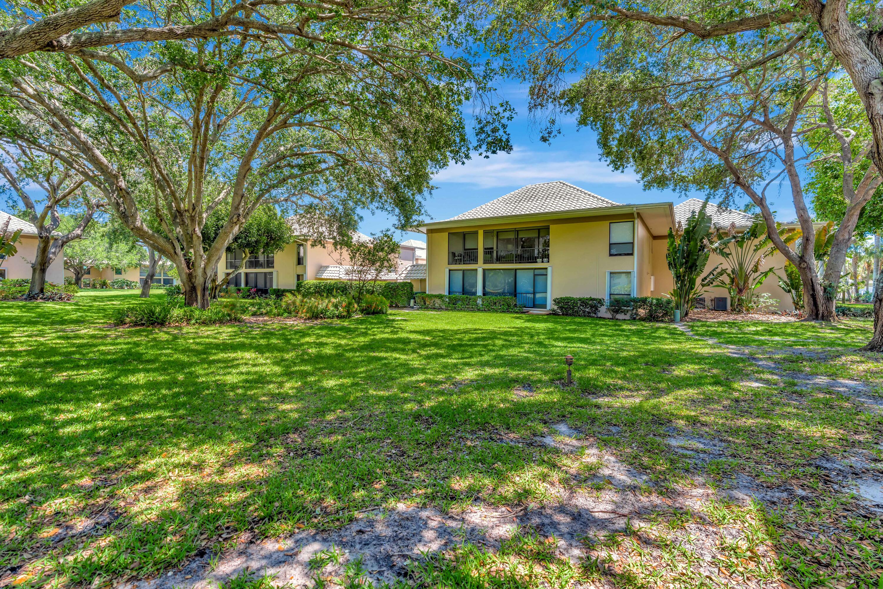TURTLE CREEK APARTMENT BUILDINGS CONDO - Residential