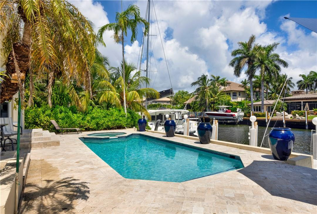 Lauderdale Shores Corr - Residential