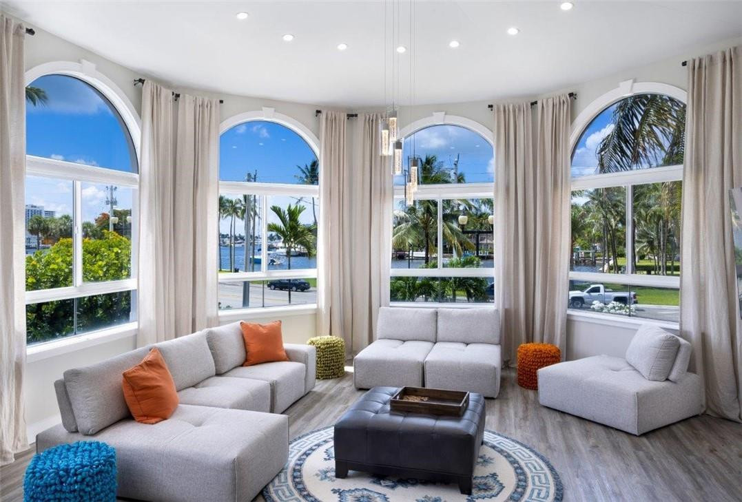 Lauderdale Shores Corr - Residential