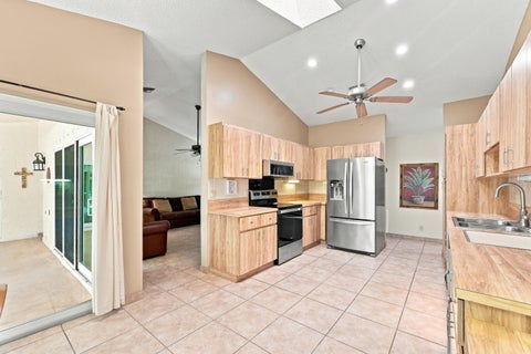 Tiny photo for 2111 NW 86TH Way, Coral Springs, FL 33071 (MLS # B26072148)