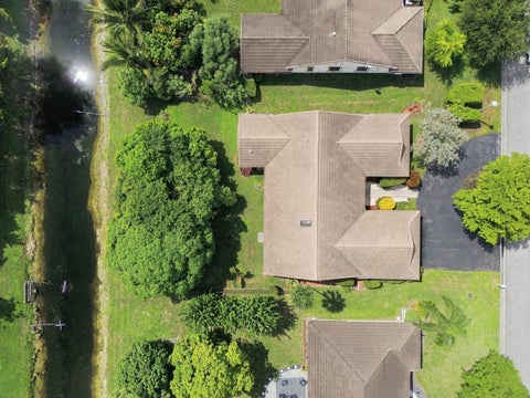 Tiny photo for 2111 NW 86TH Way, Coral Springs, FL 33071 (MLS # B26072148)